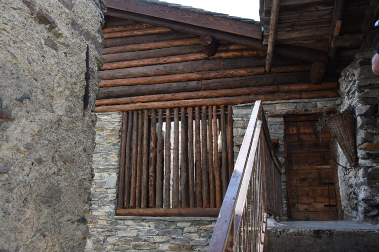 Restauro finestra esterna